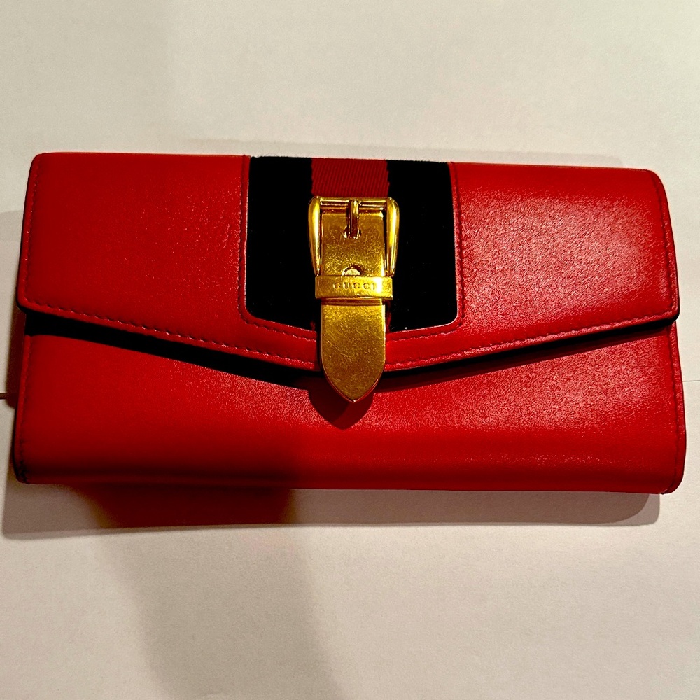 Gucci Red Leather Women's Clutch
